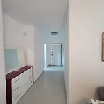 Apartmán Henri's - 2 Vlorë